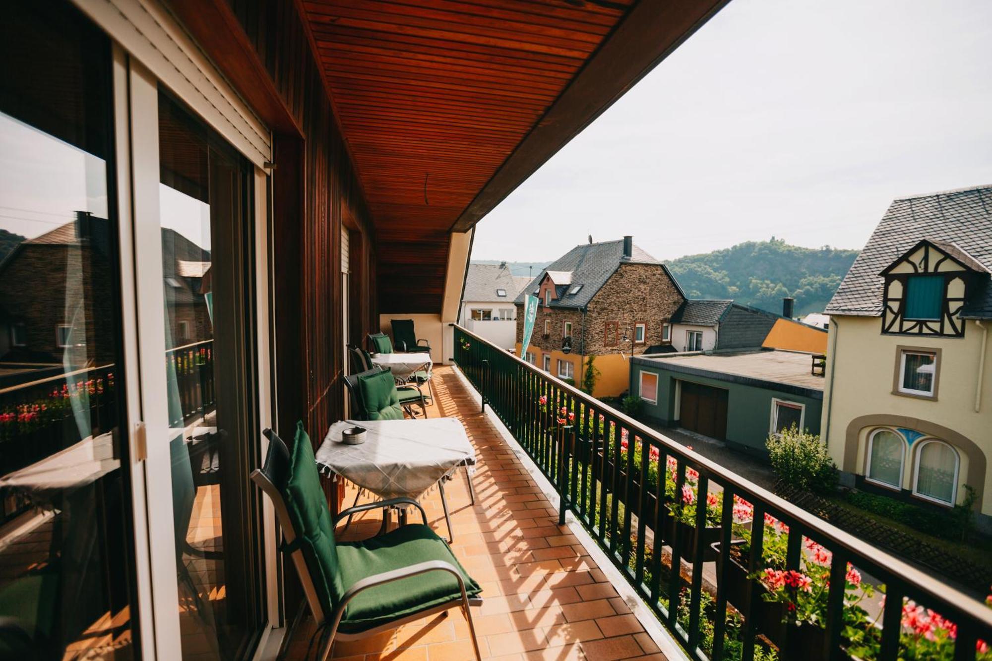 Penzion Bio-Weingut Staffelter Hof Kröv Exteriér fotografie